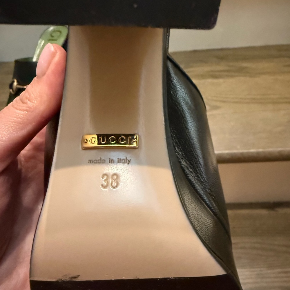 Brand new Gucci Black Leather Platform Mules with Gold Horsebit - Picture 3 of 3